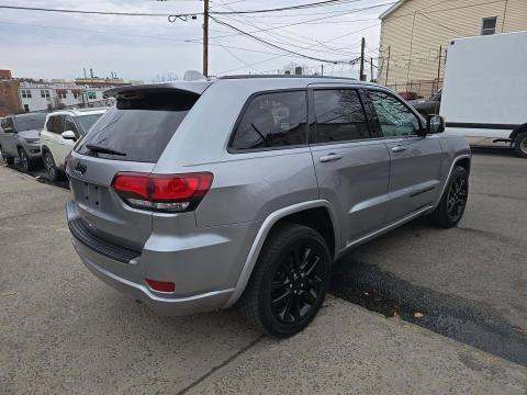 JEEP LAREDO X - 3