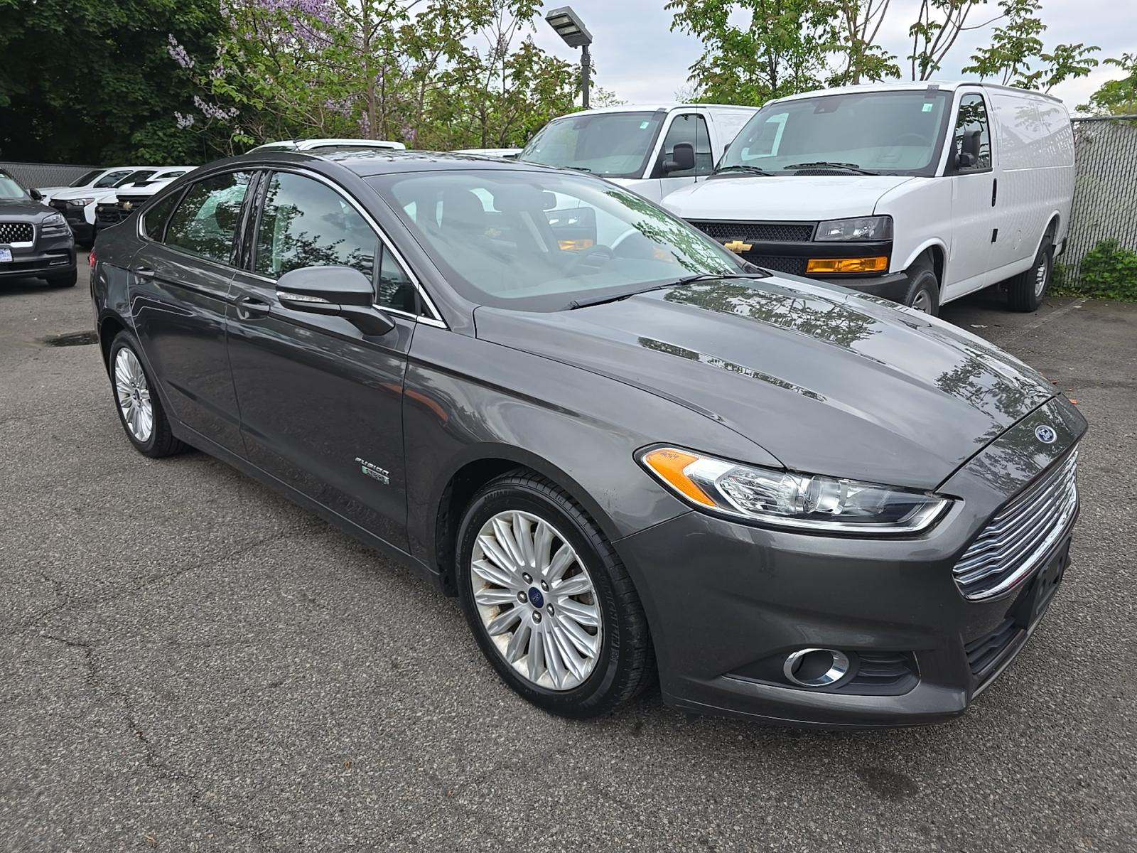 FORD FUSION - 4