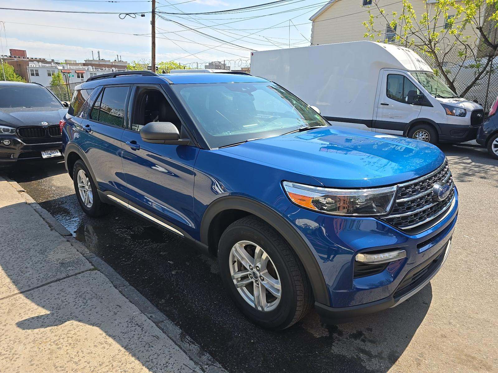 FORD EXPLORER - 4
