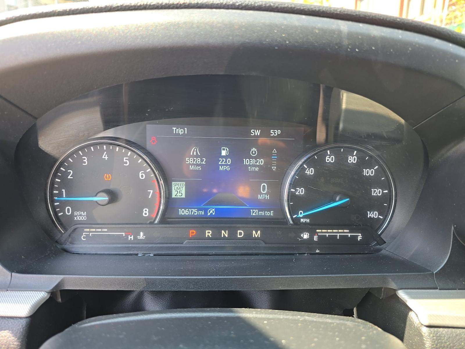 FORD EXPLORER - 9