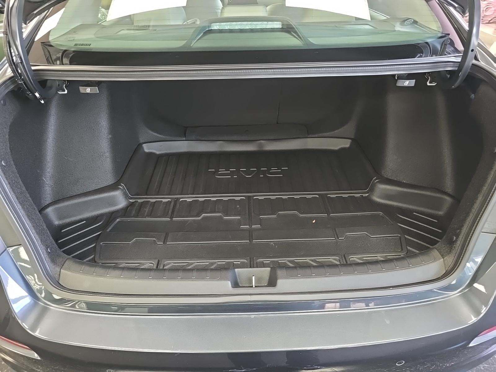 2023 Honda Civic Touring FWD