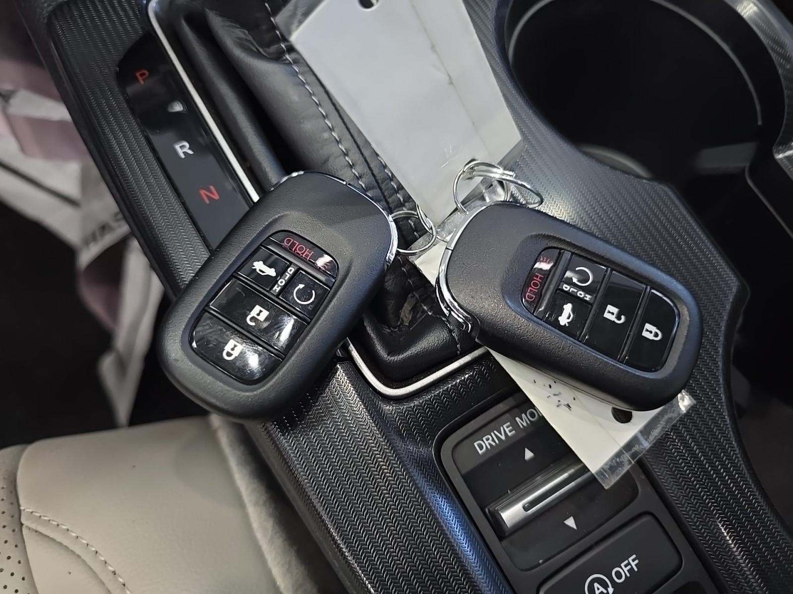 2023 Honda Civic Touring FWD