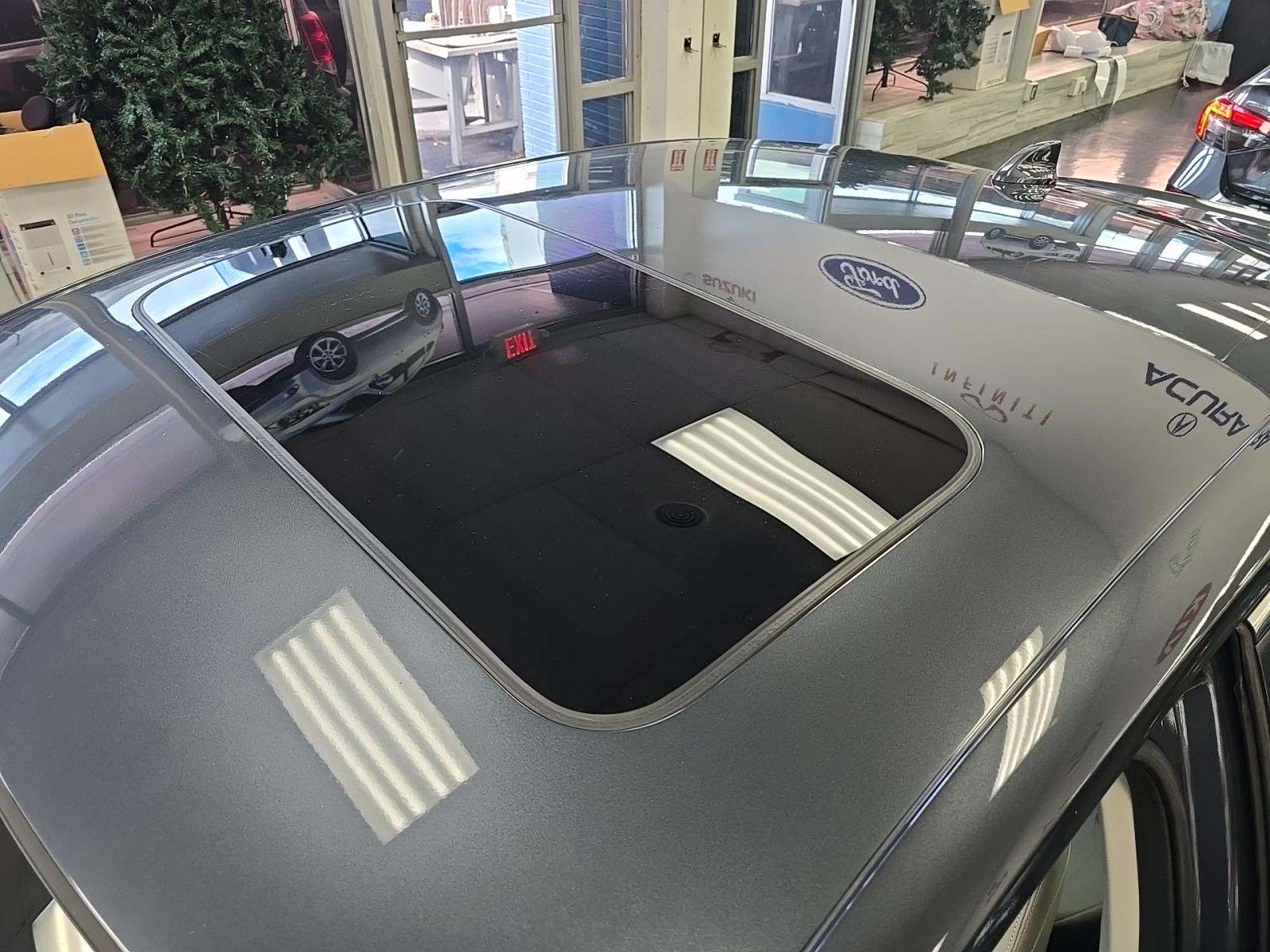 2023 Honda Civic Touring FWD