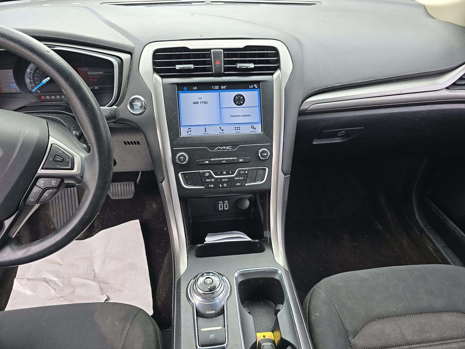FORD FUSION - 10