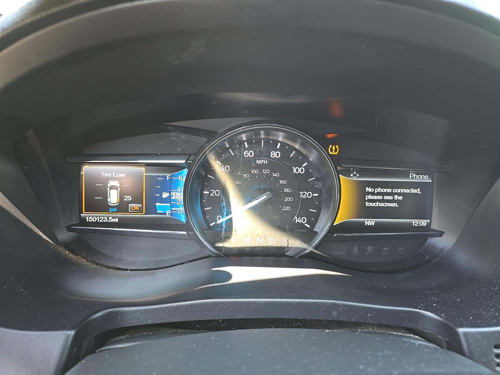 FORD EXPLORER - 9