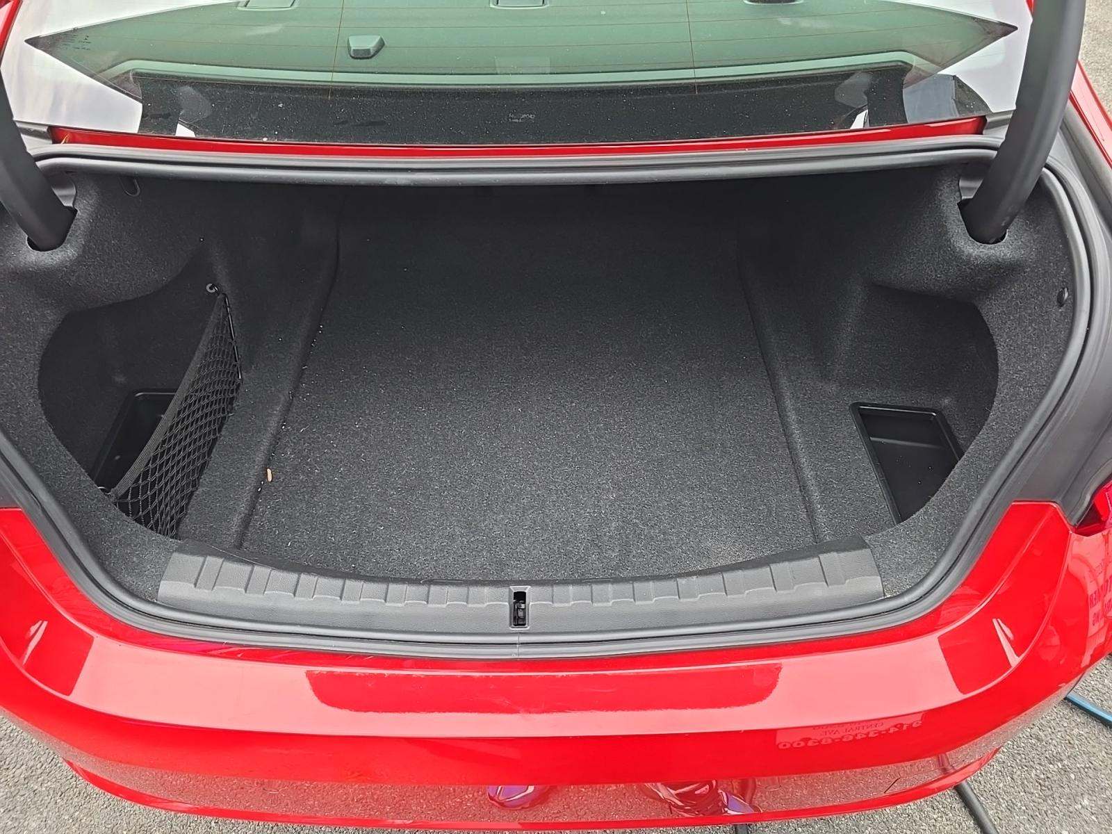 2023 BMW 3 Series 330i xDrive AWD