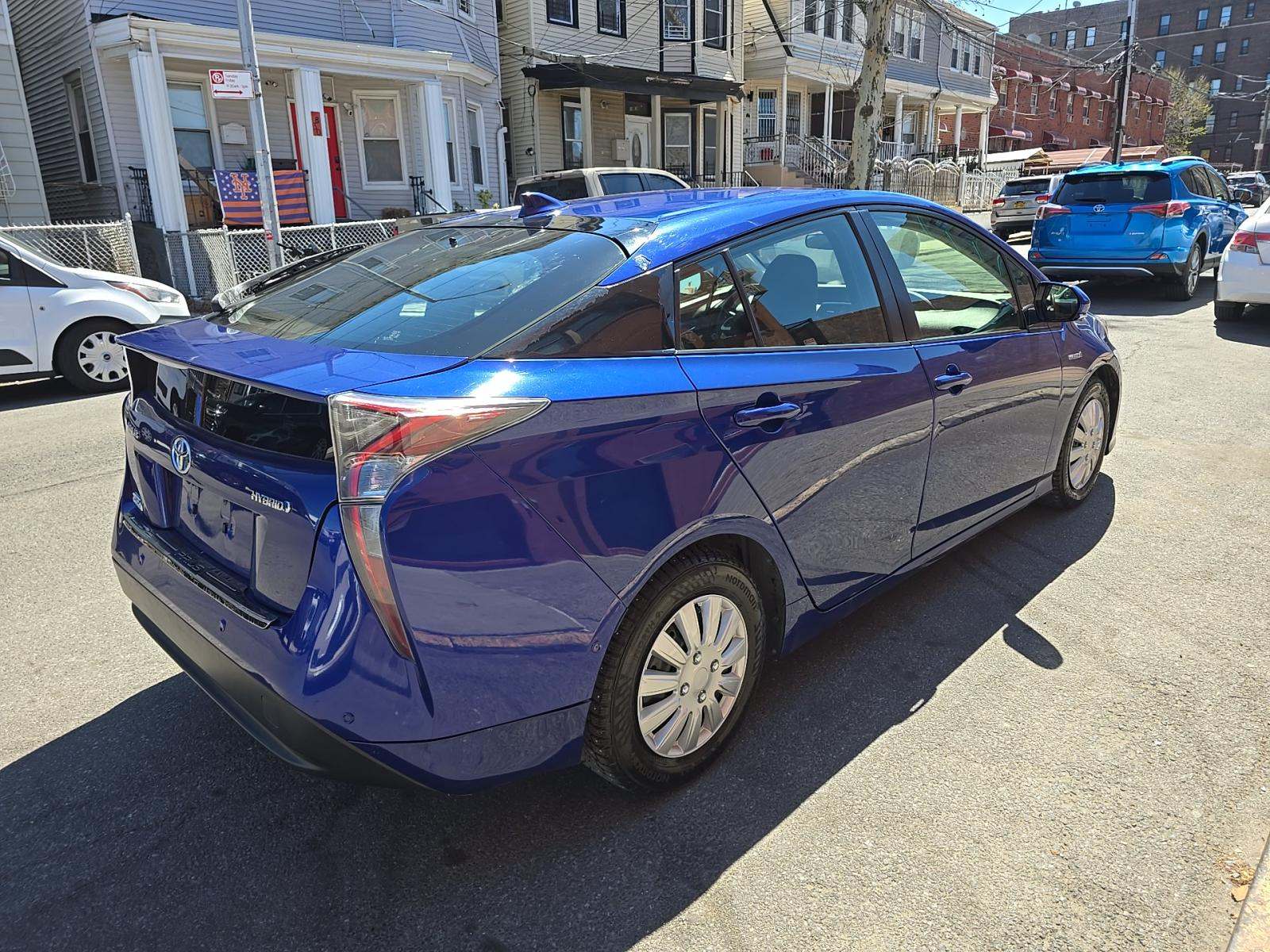 TOYOTA PRIUS - 3