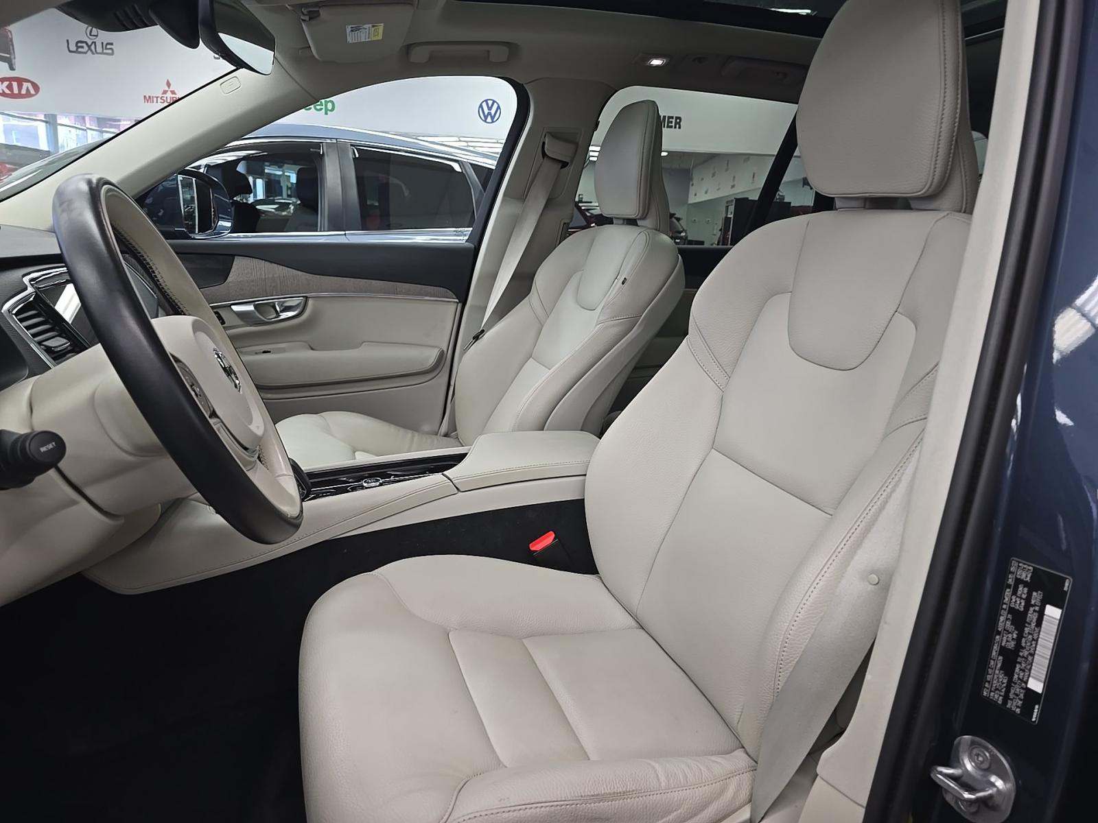 2024 Volvo XC90 B6 Plus AWD