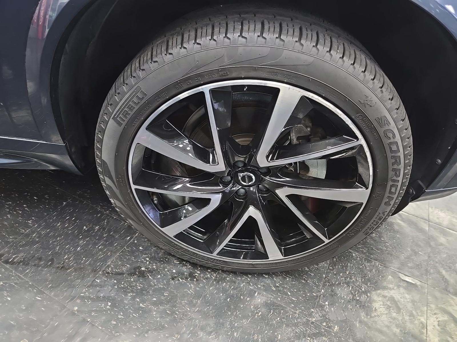 2024 Volvo XC90 B6 Plus AWD