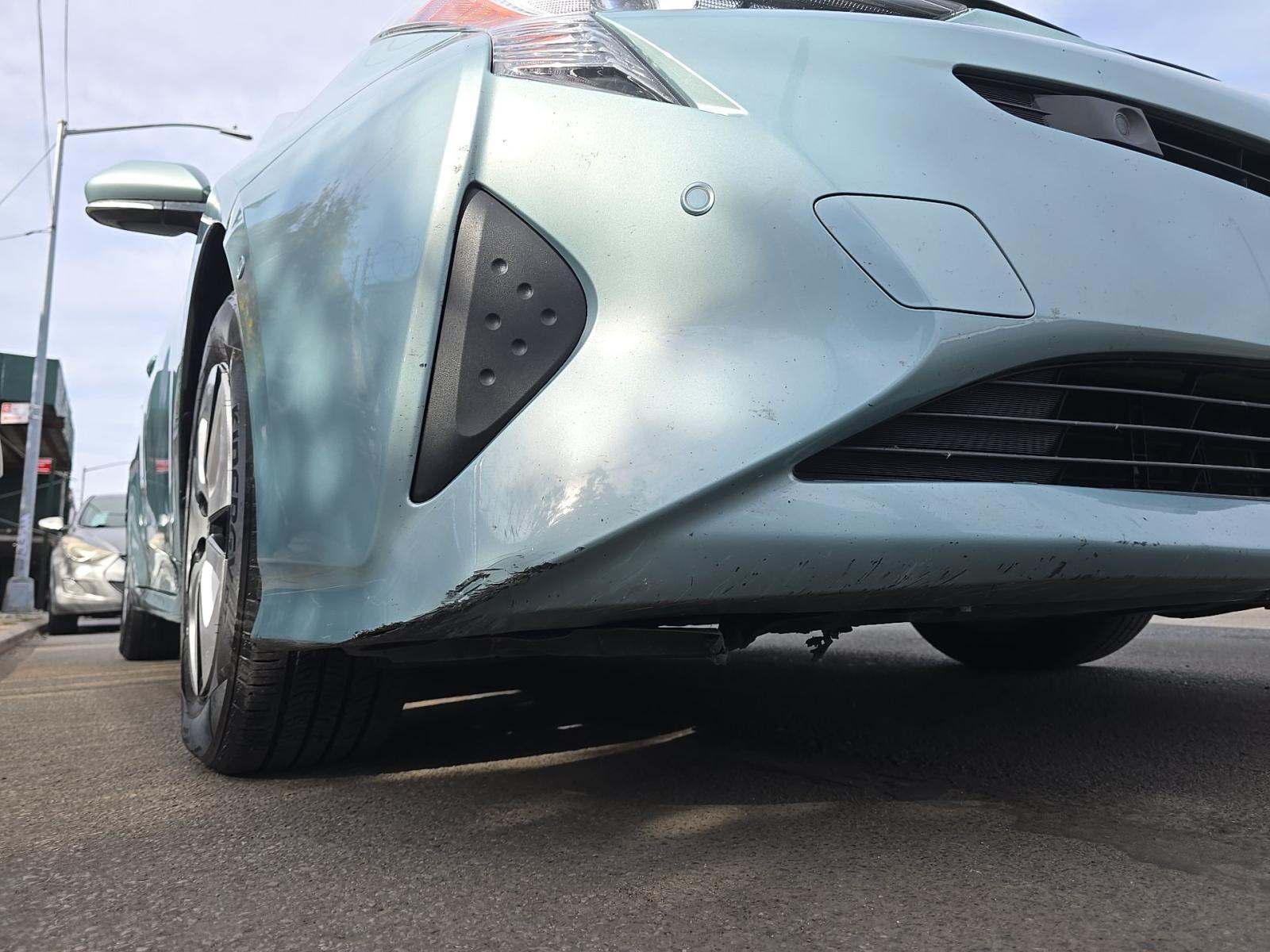 2018 Toyota Prius Two FWD