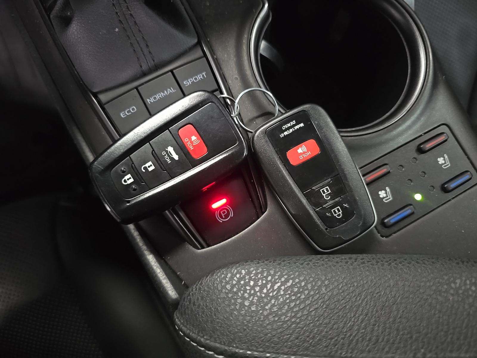 2023 Toyota Camry Hybrid XSE FWD