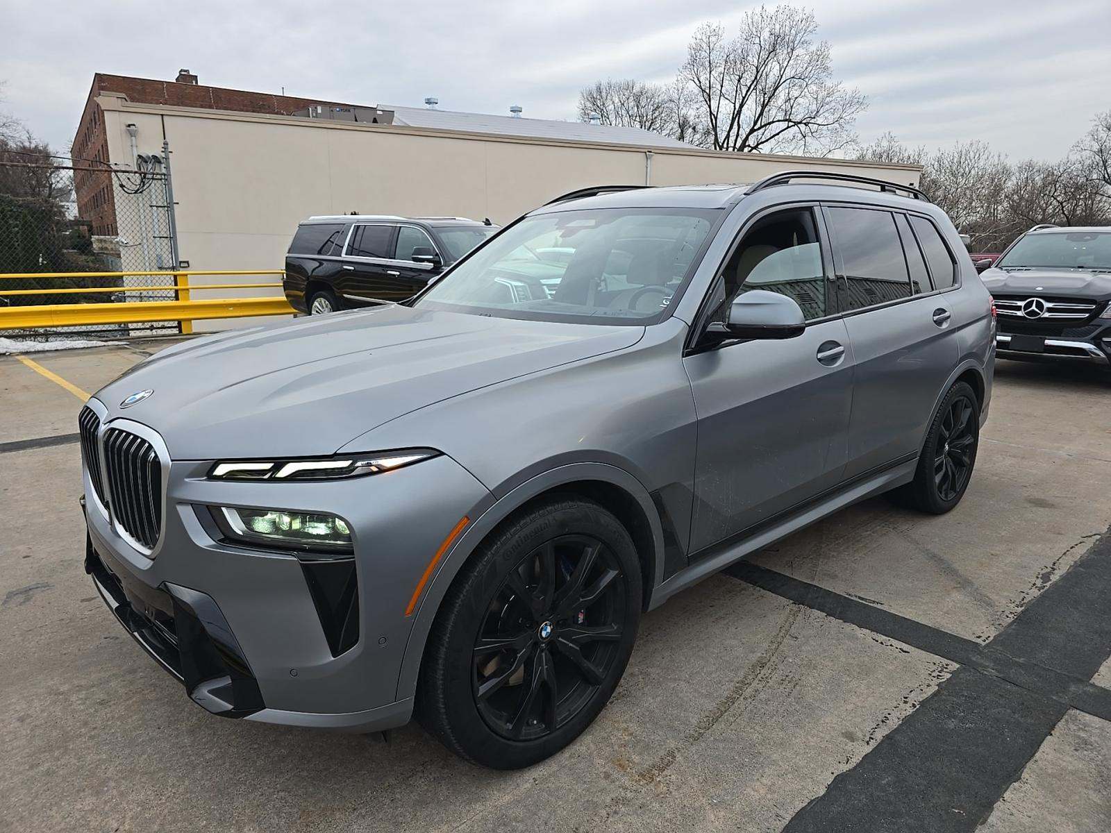 2023 BMW X7 Sports Activity Vehicle xDrive40i M SPORT LINE