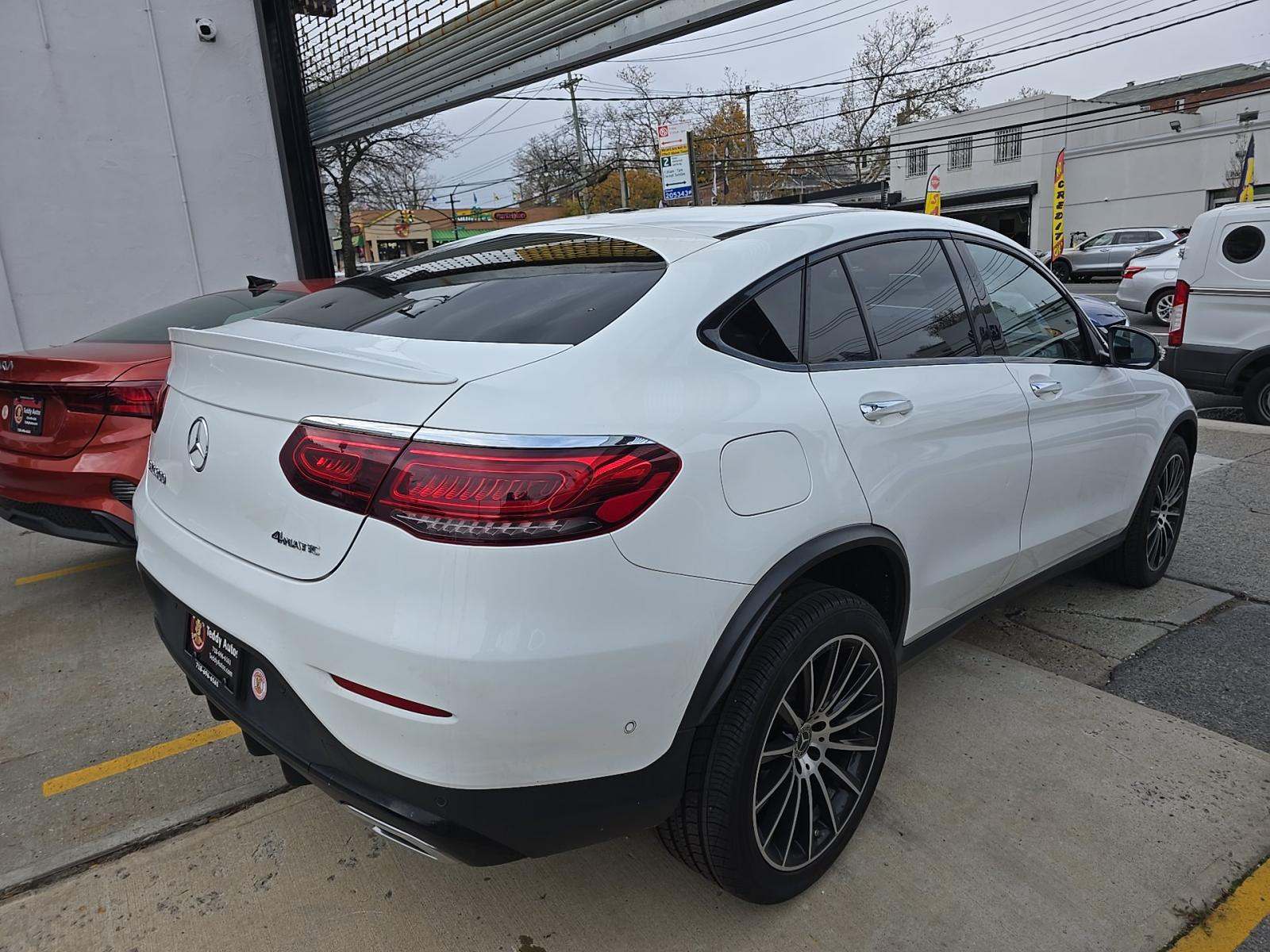 2022 Mercedes-Benz GLC GLC 300 AWD
