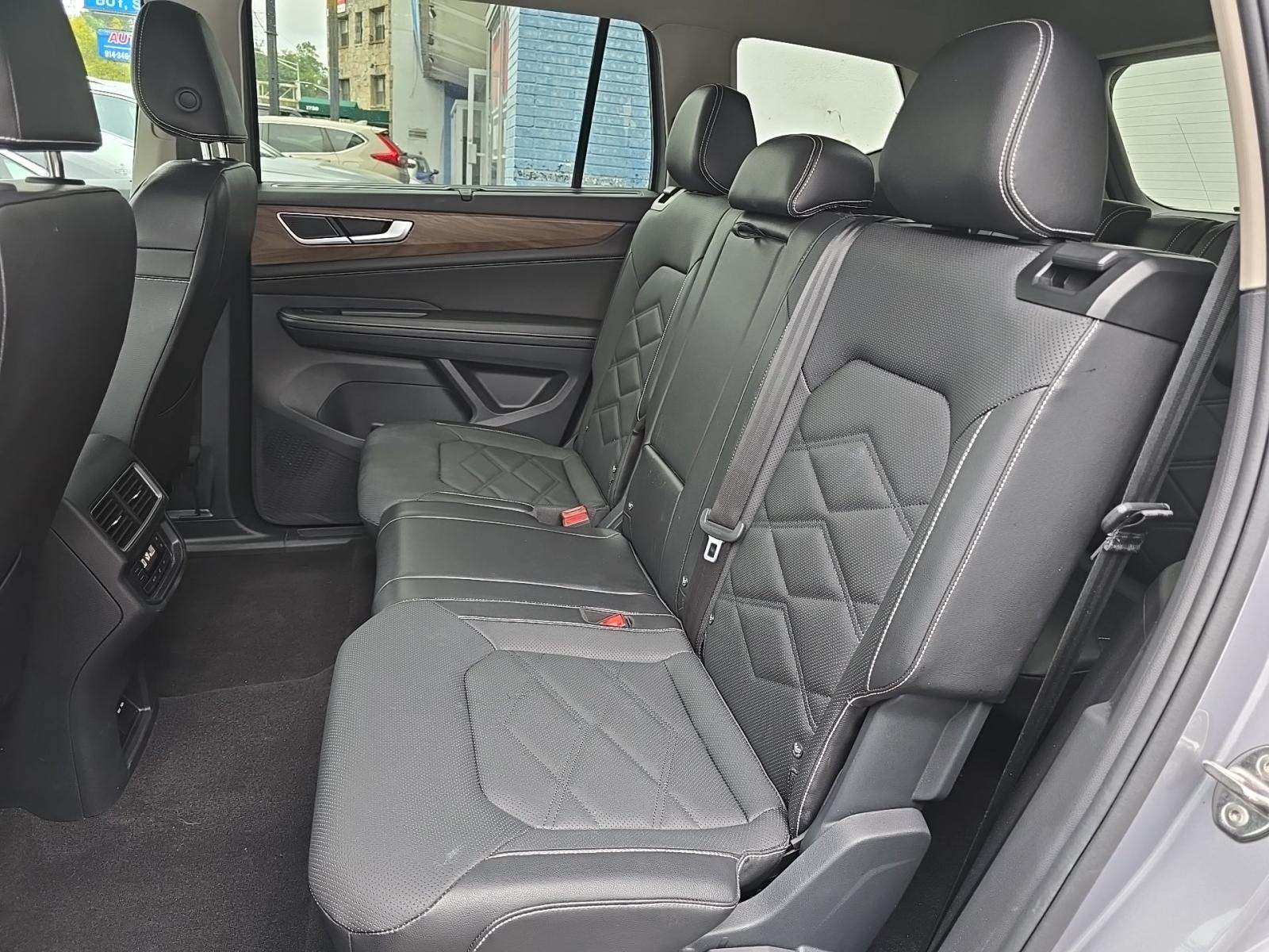 2025 Volkswagen Atlas 2.0T SE AWD