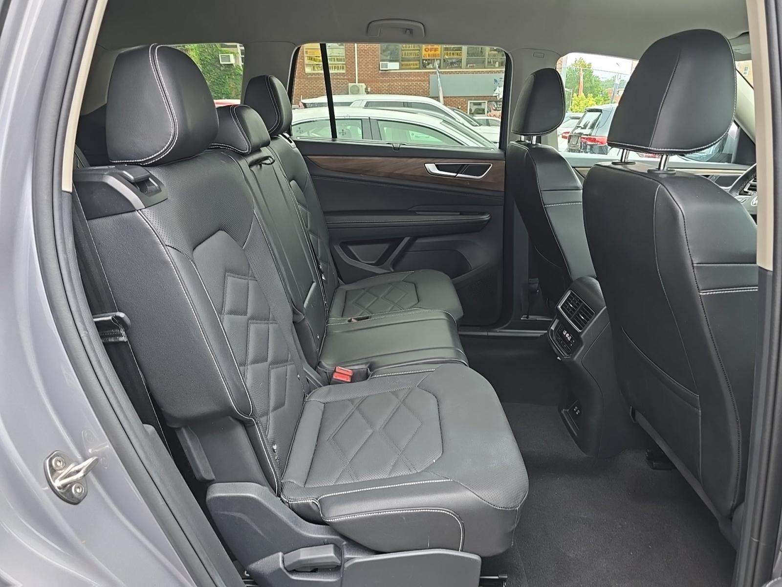 2025 Volkswagen Atlas 2.0T SE AWD