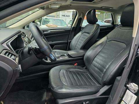 2017 Ford Fusion SE FWD