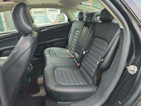 2017 Ford Fusion SE FWD