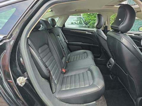 2017 Ford Fusion SE FWD