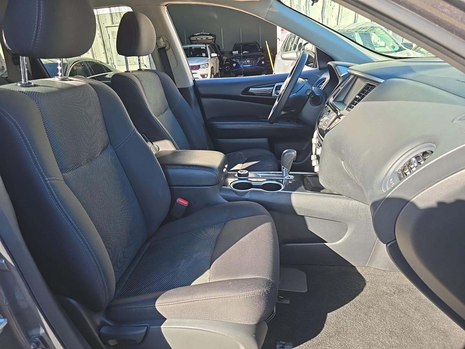 2020 Nissan Pathfinder S AWD