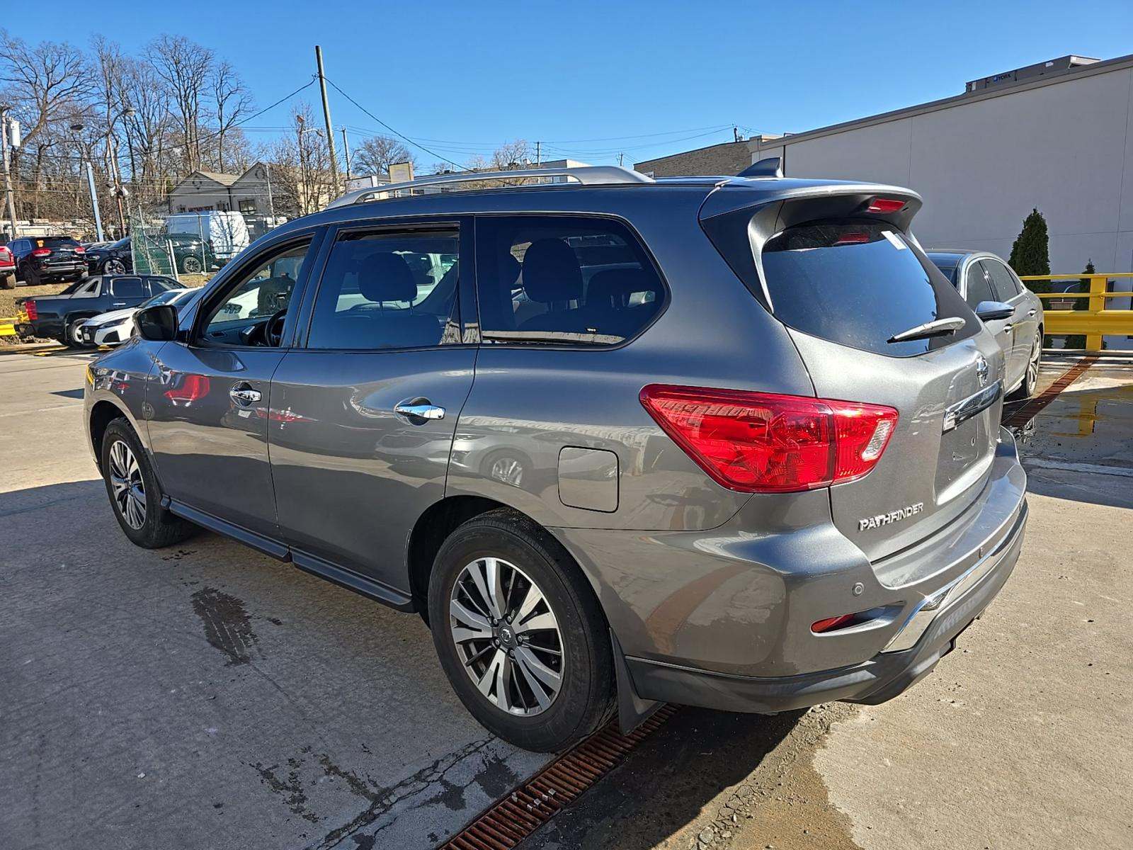 2020 Nissan Pathfinder S AWD