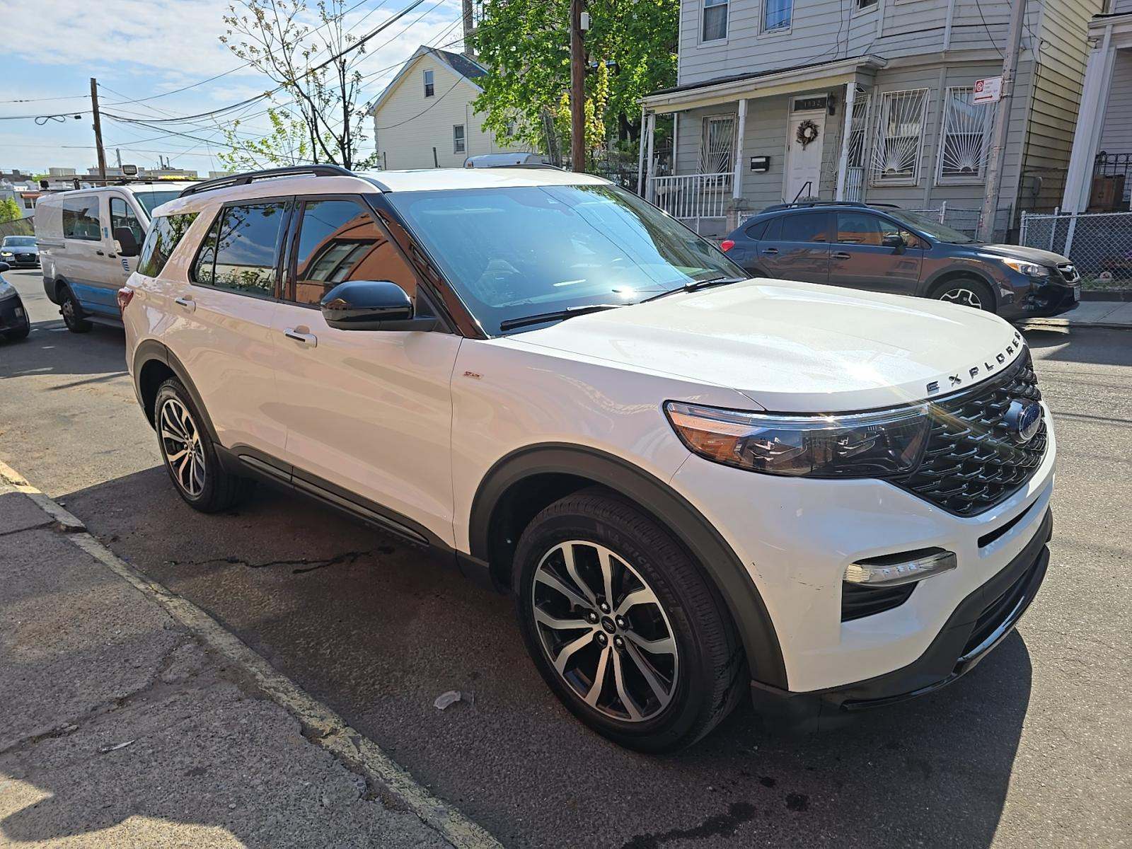 FORD EXPLORER - 4