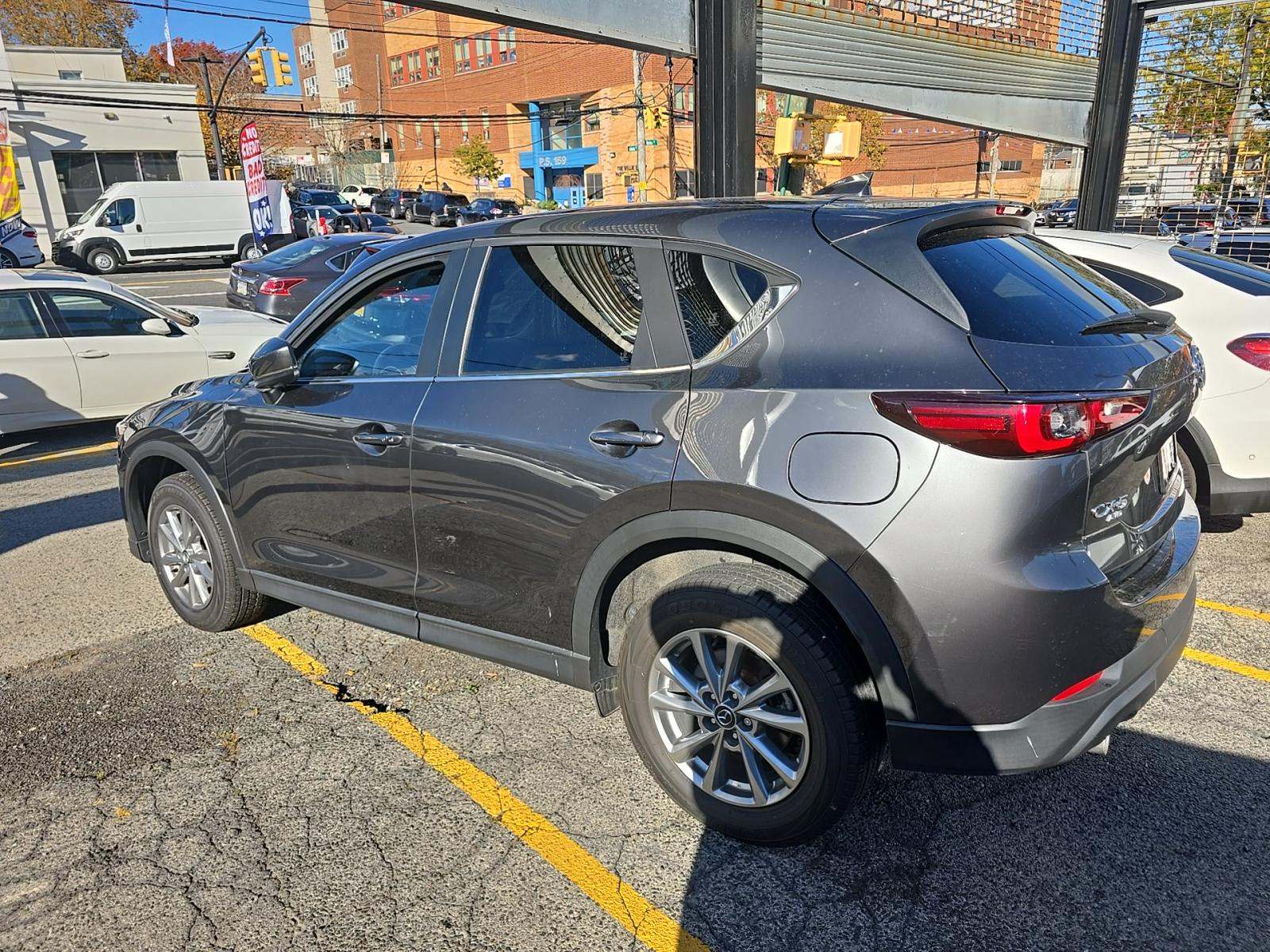 2022 MAZDA CX-5 2.5 S Preferred Package AWD
