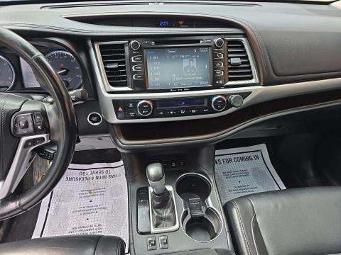 2017 Toyota Highlander XLE AWD