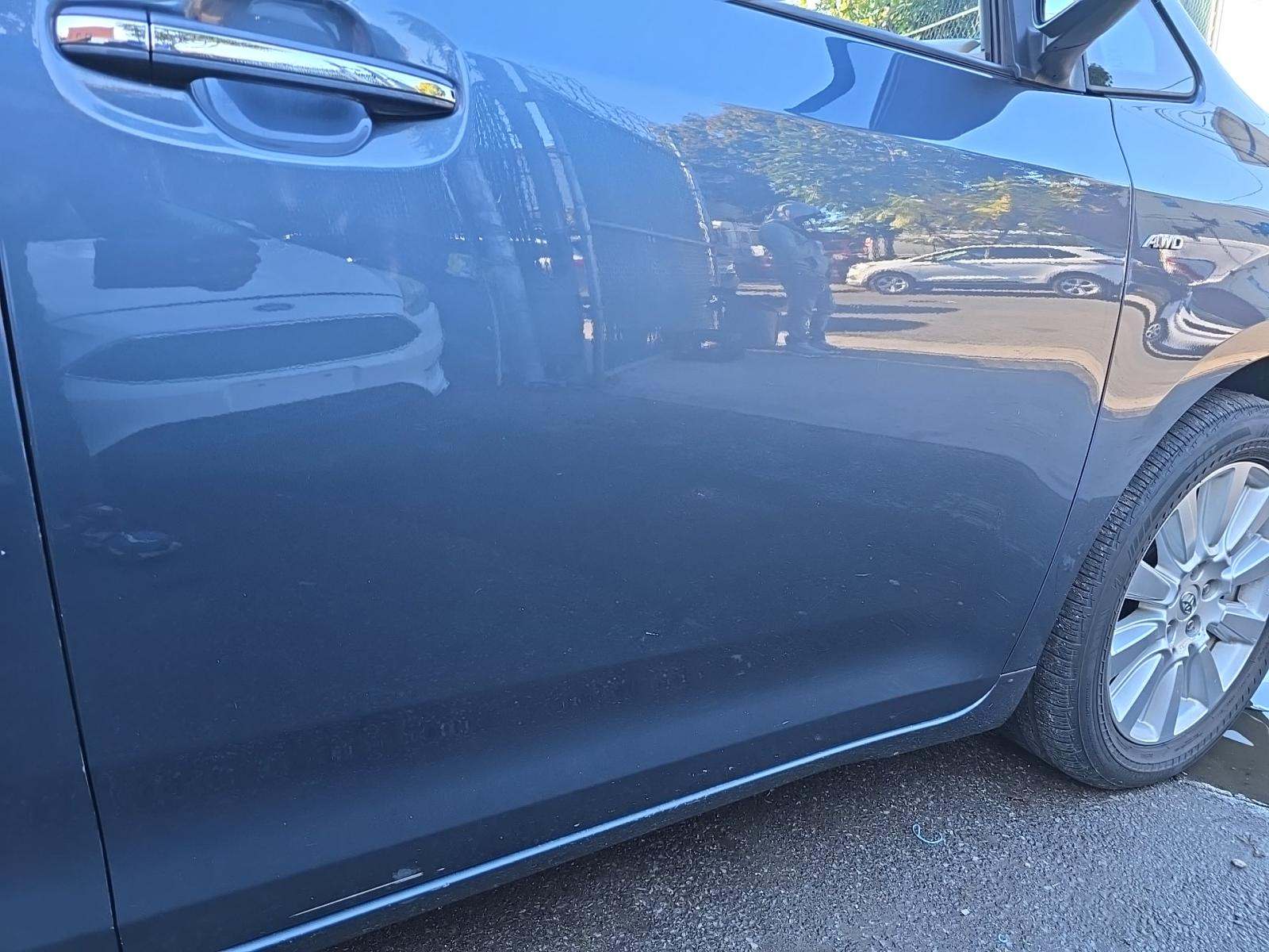 2017 Toyota Sienna XLE Premium AWD