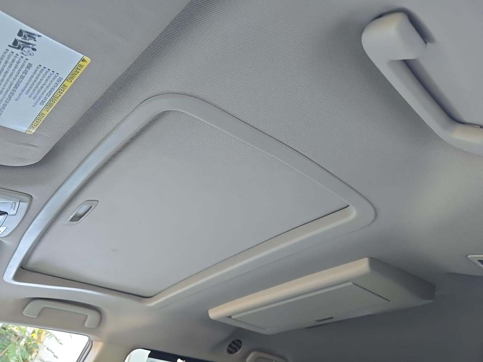 2017 Toyota Sienna XLE Premium AWD