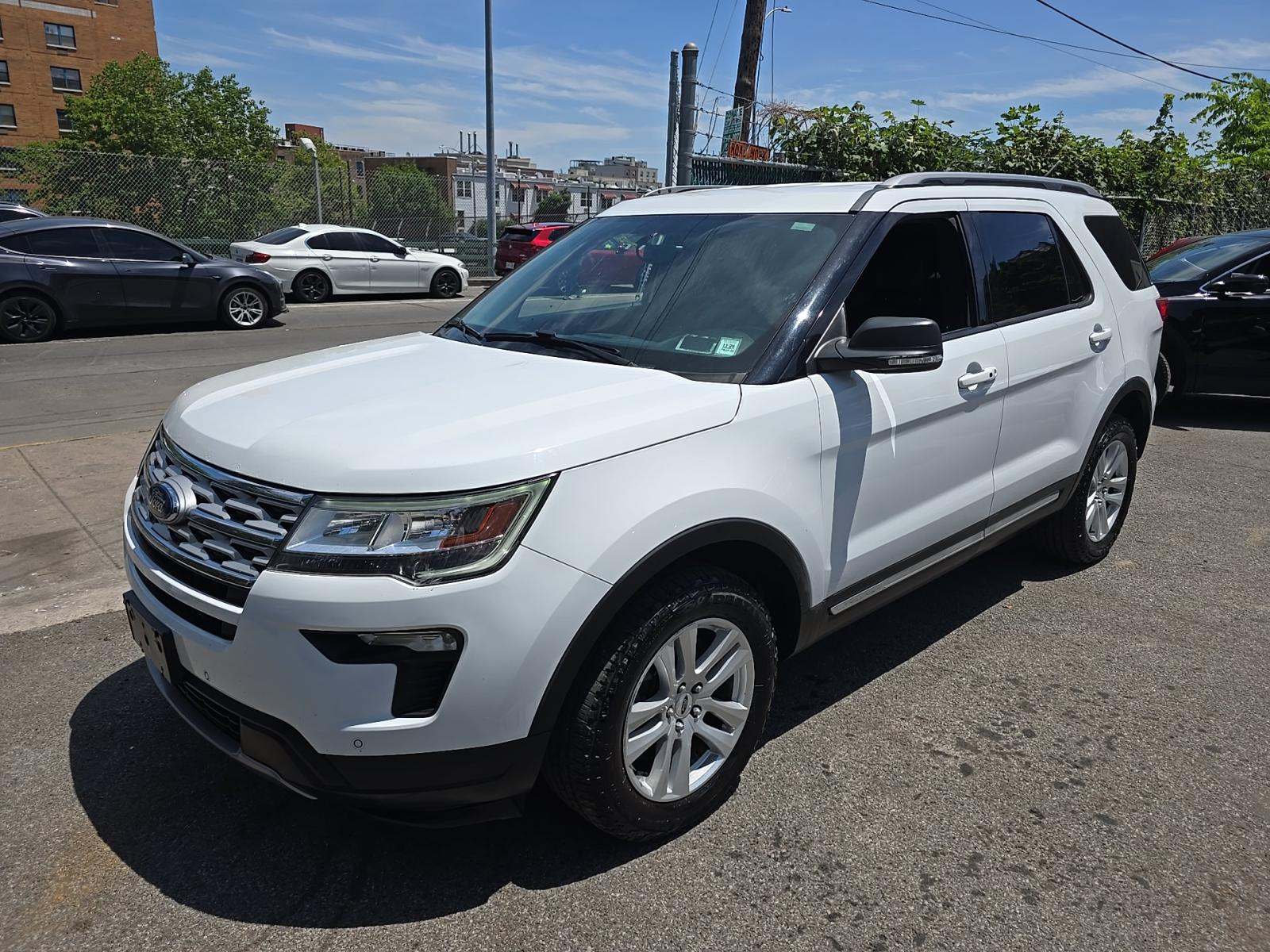 FORD EXPLORER - 1