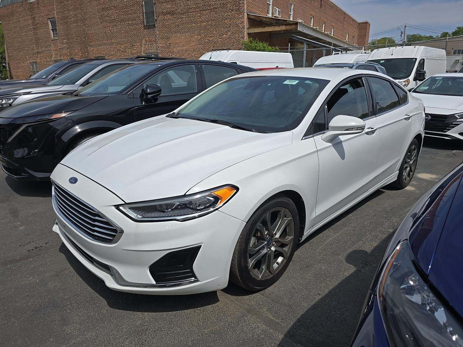 FORD FUSION - 1