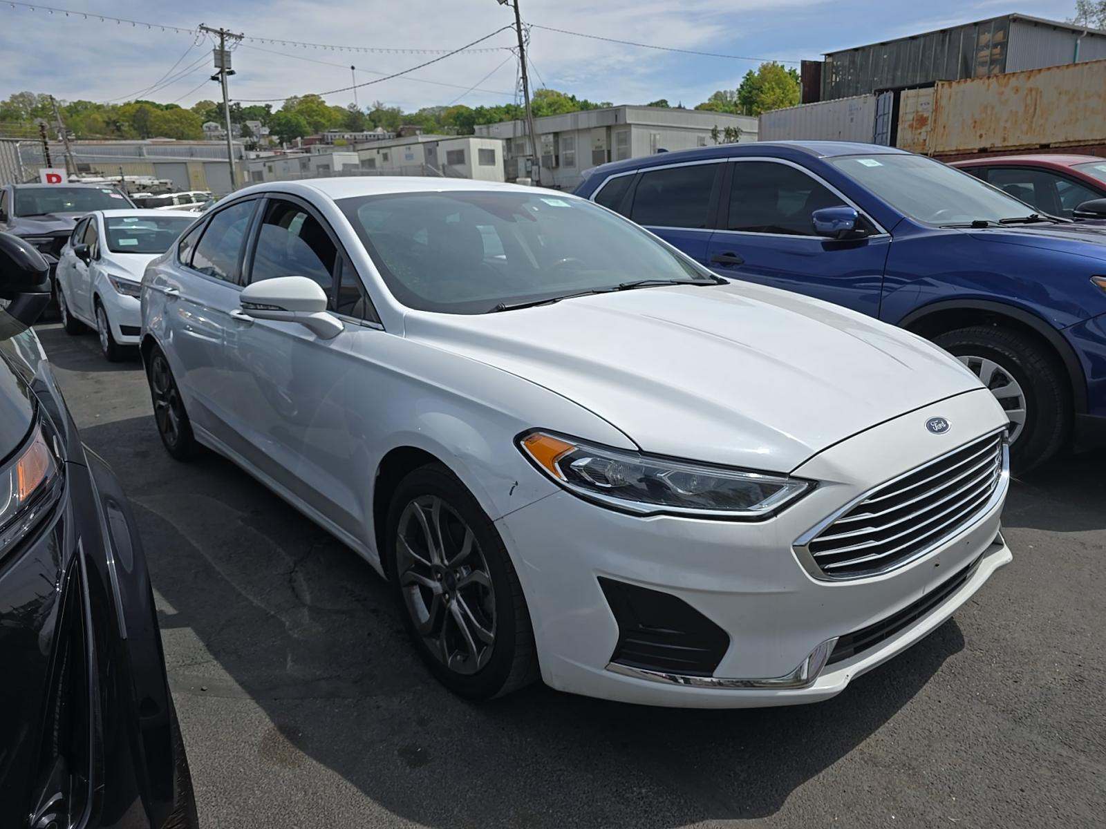 FORD FUSION - 4