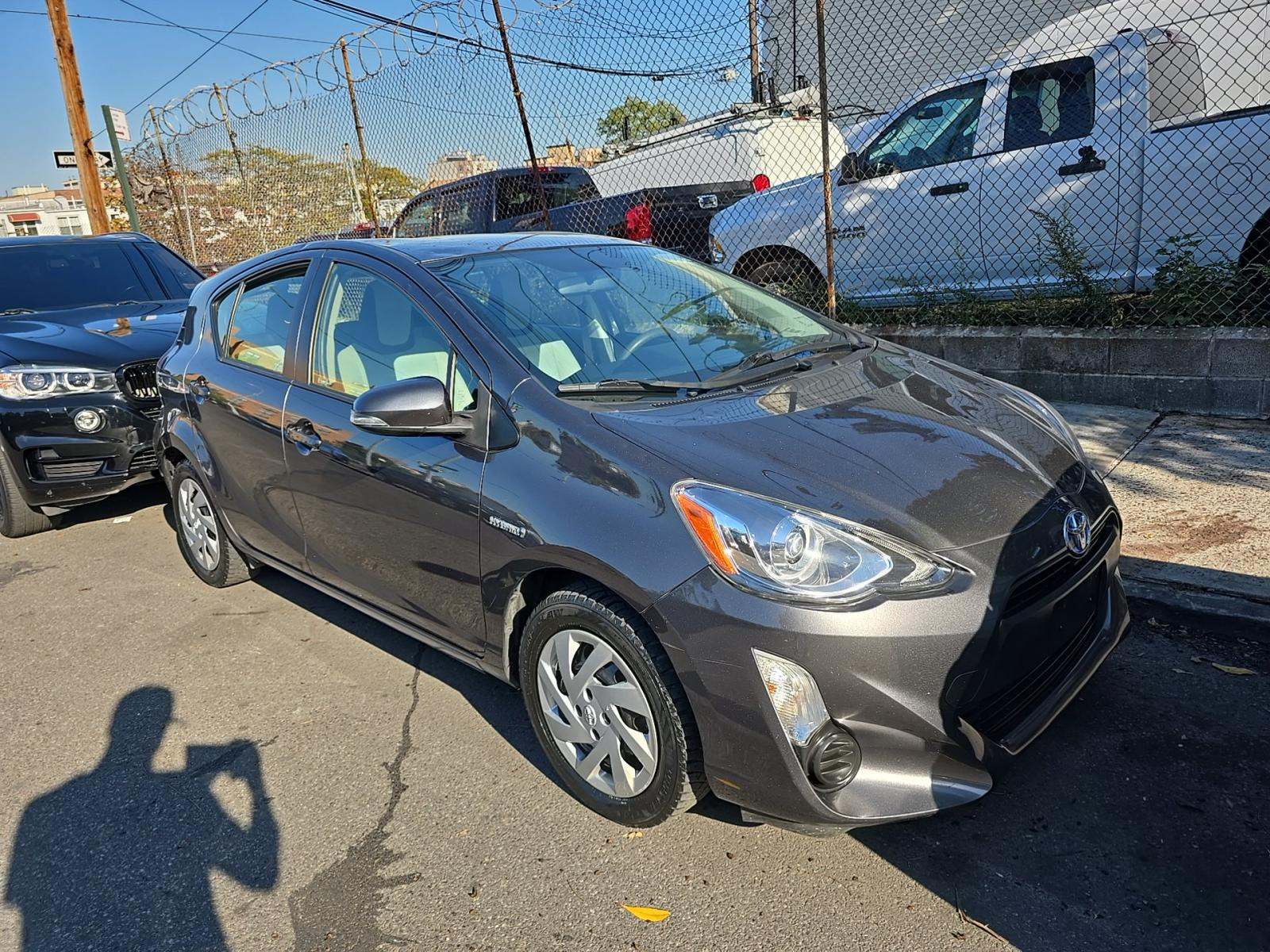 2015 Toyota Prius c One FWD