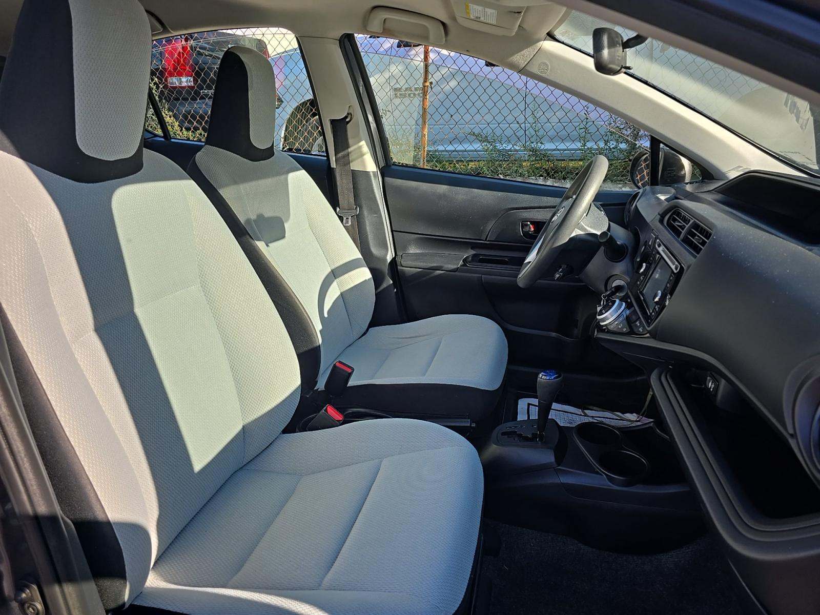 2015 Toyota Prius c One FWD