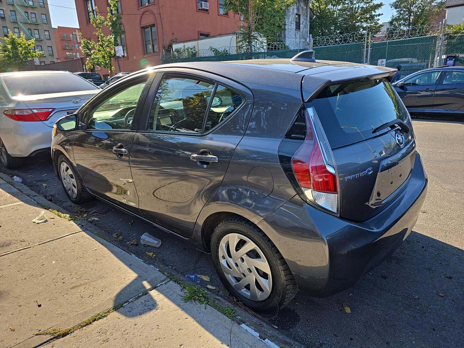 2015 Toyota Prius c One FWD