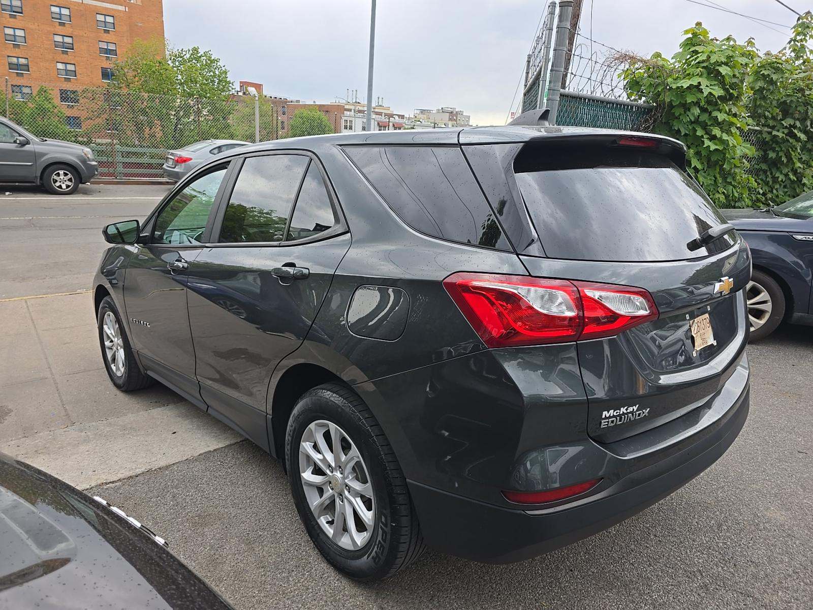 2020 Chevrolet Equinox LS FWD