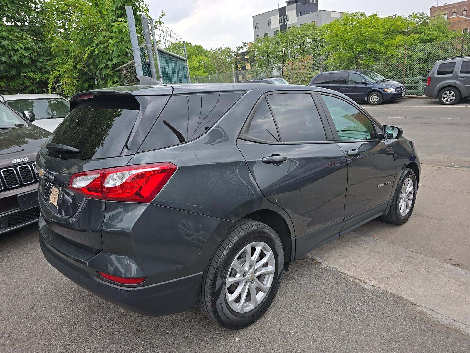 2020 Chevrolet Equinox LS FWD