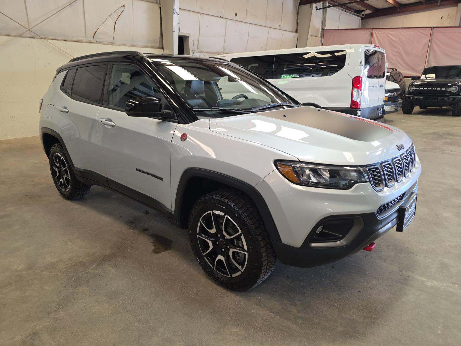 2025 Jeep Compass Trailhawk AWD