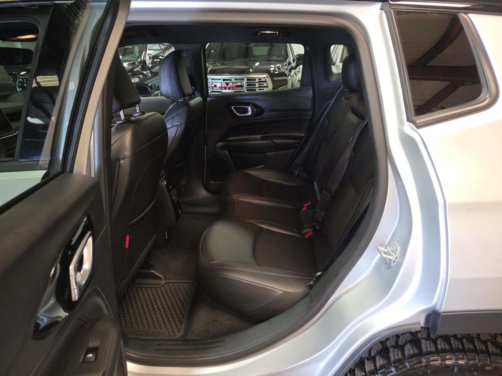 2025 Jeep Compass Trailhawk AWD