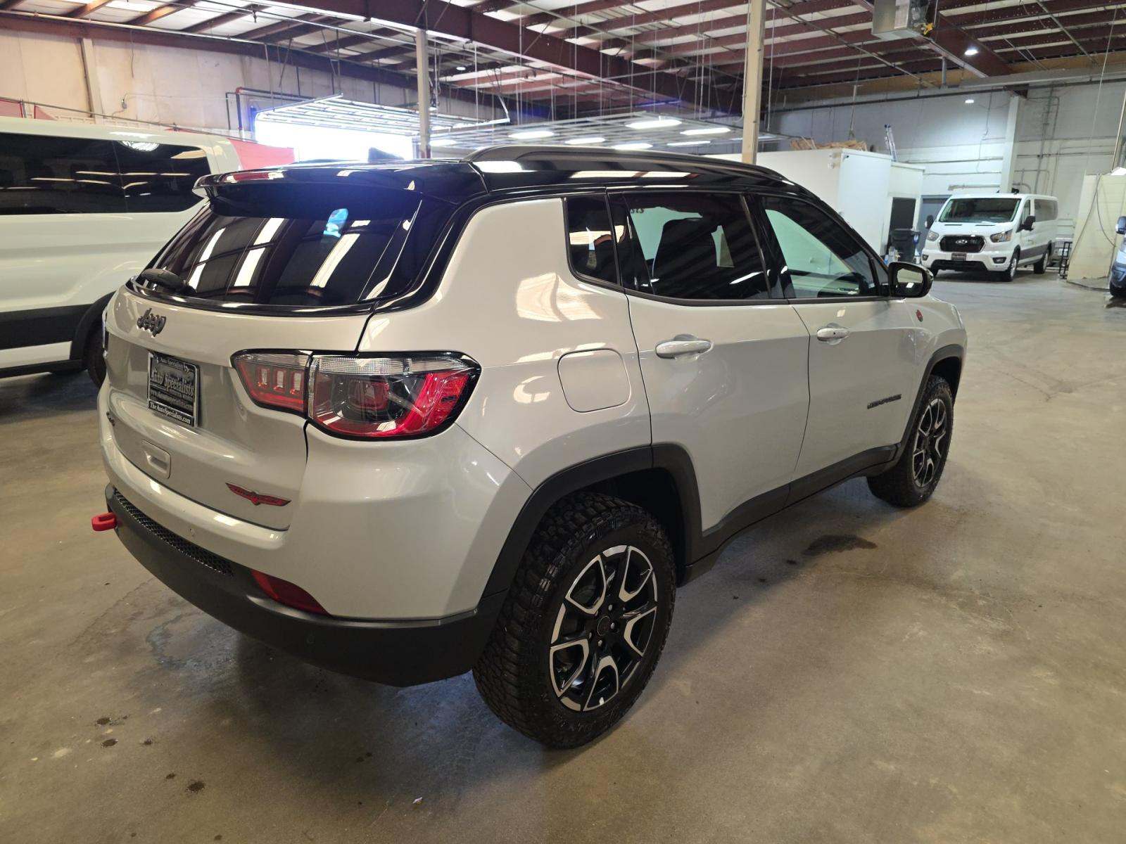 2025 Jeep Compass Trailhawk AWD