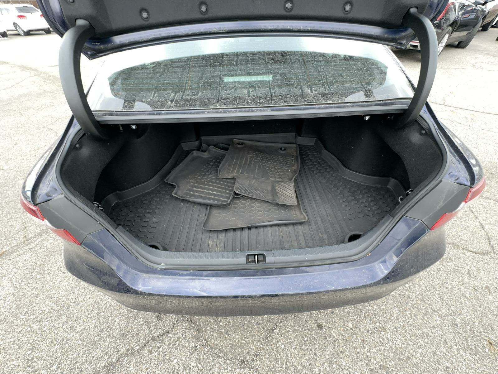 2021 Toyota Camry Hybrid LE FWD