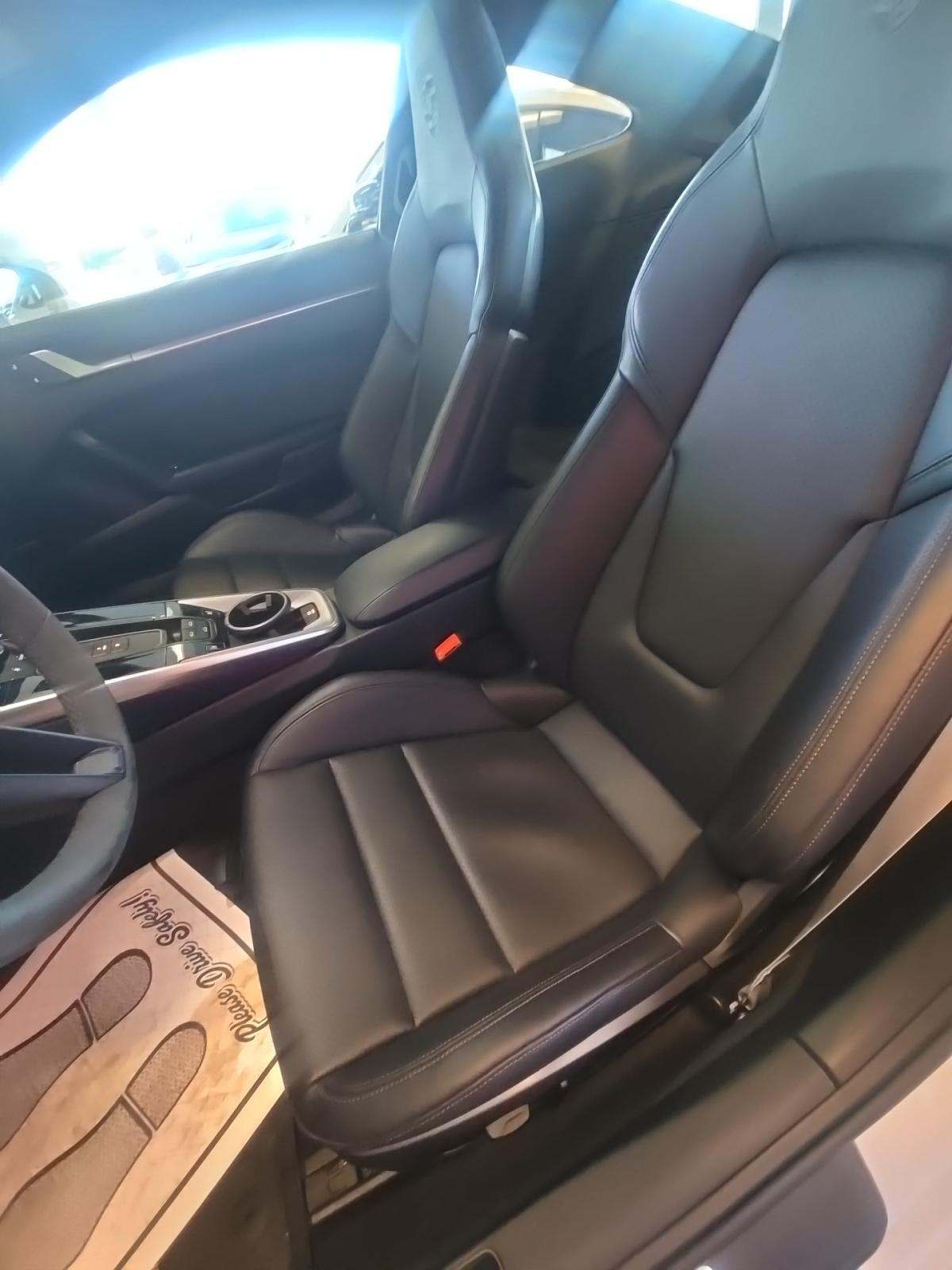 2025 Porsche 911 Carrera RWD