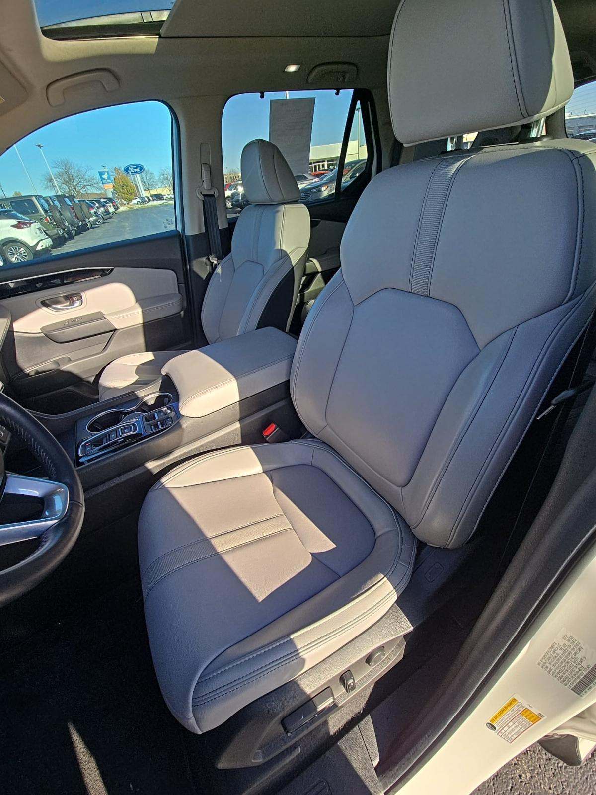 2025 Honda Pilot Touring AWD