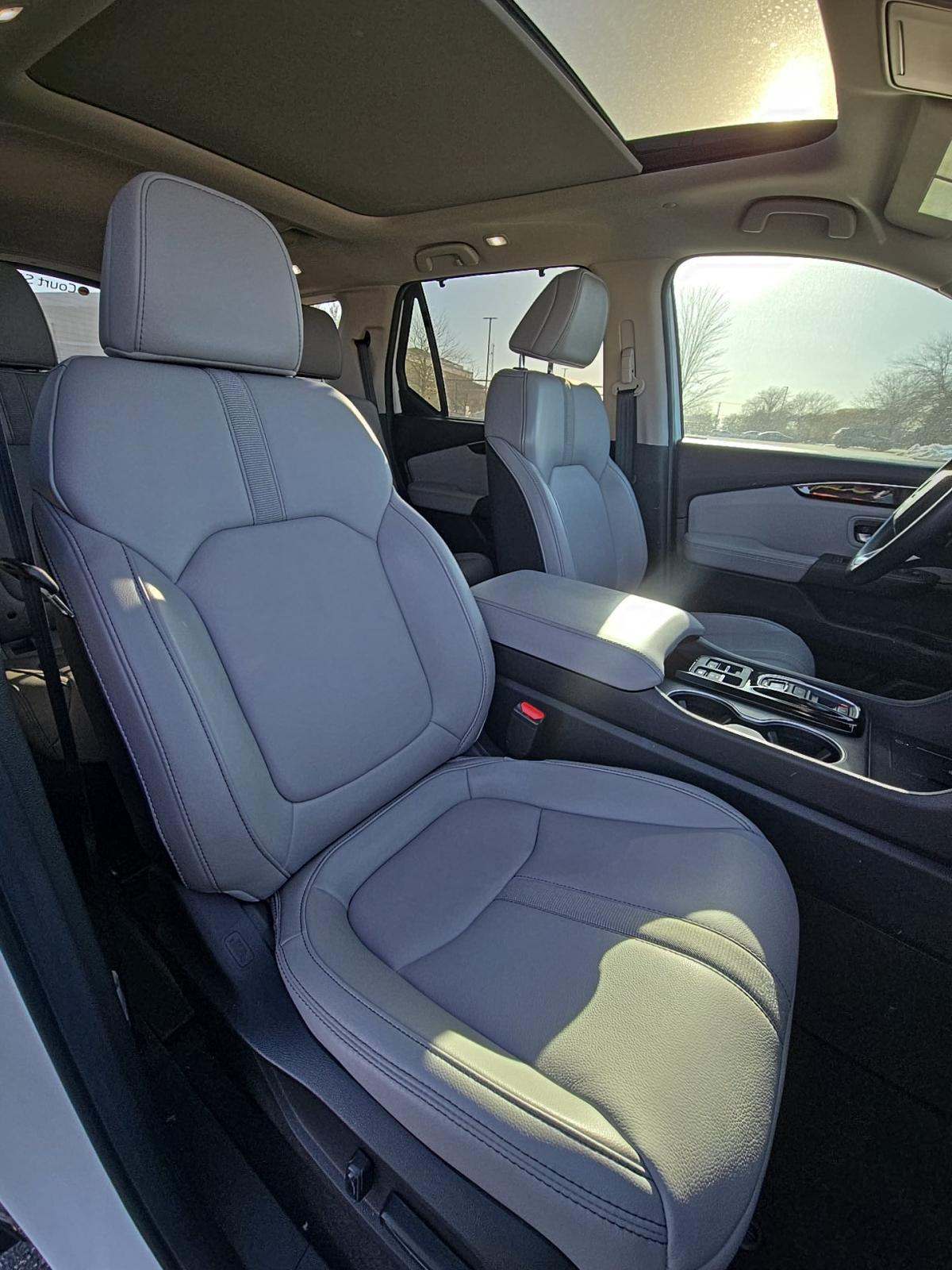 2025 Honda Pilot Touring AWD