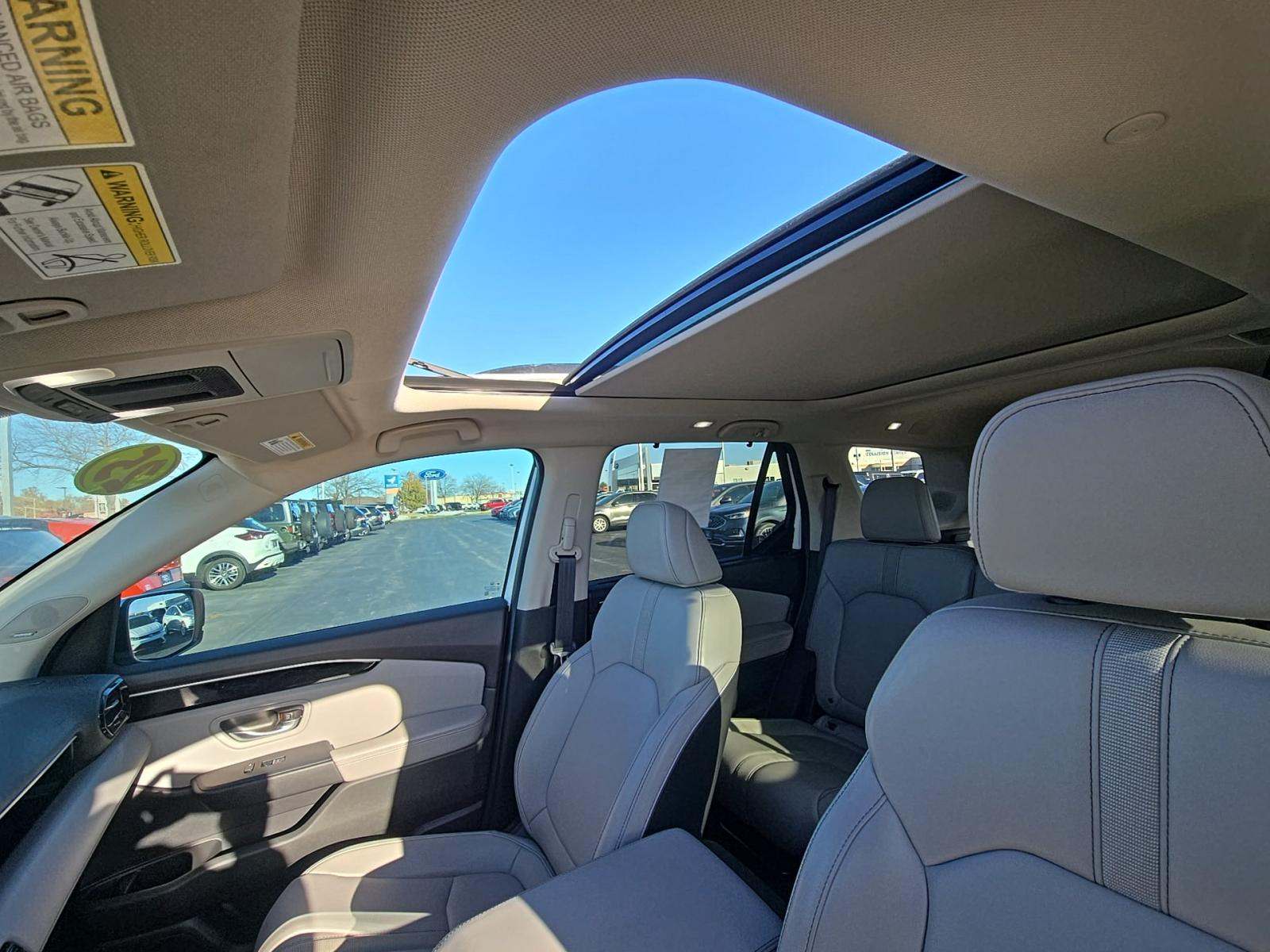 2025 Honda Pilot Touring AWD