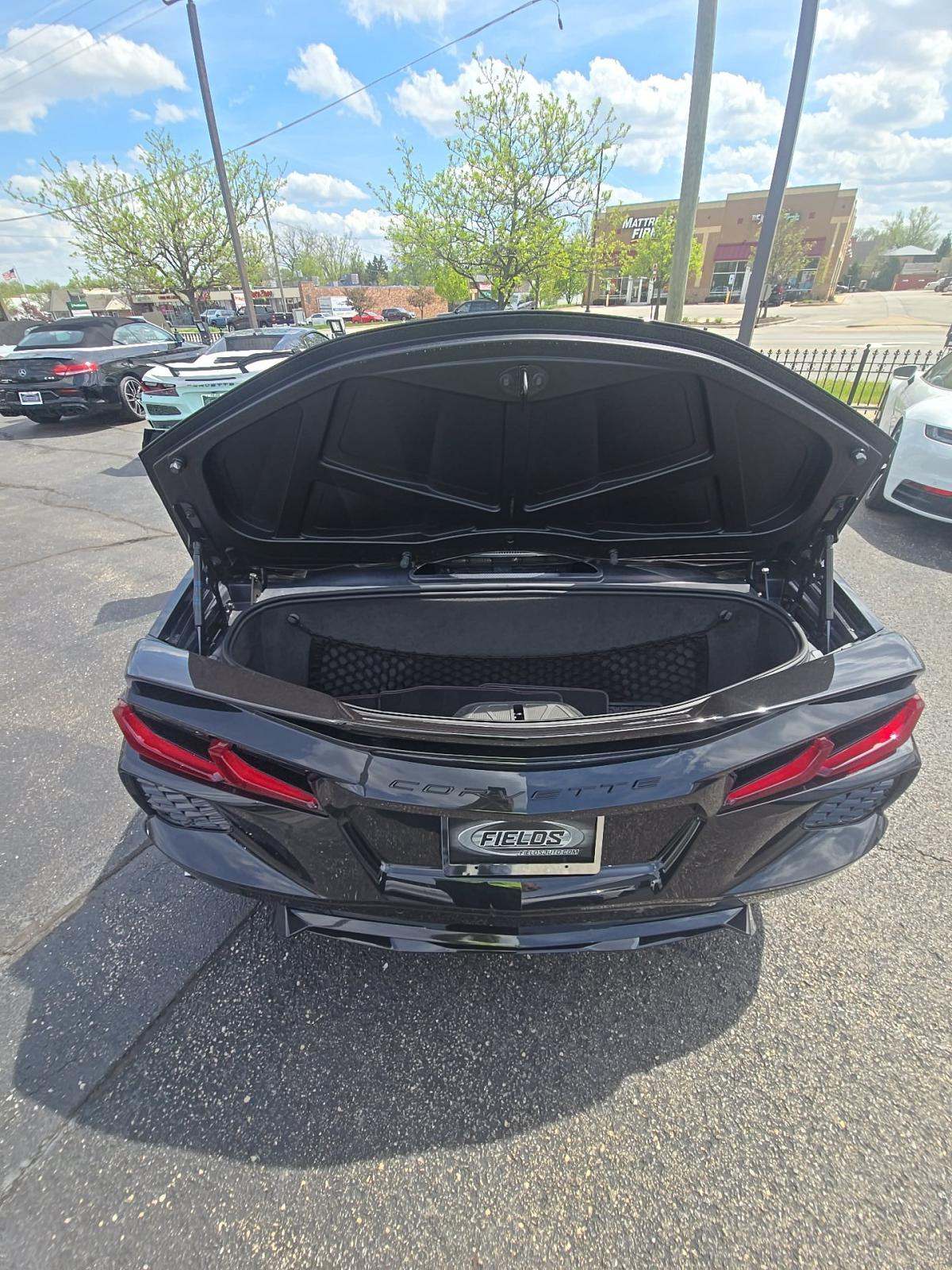 CHEVROLET CORVETTE - 9