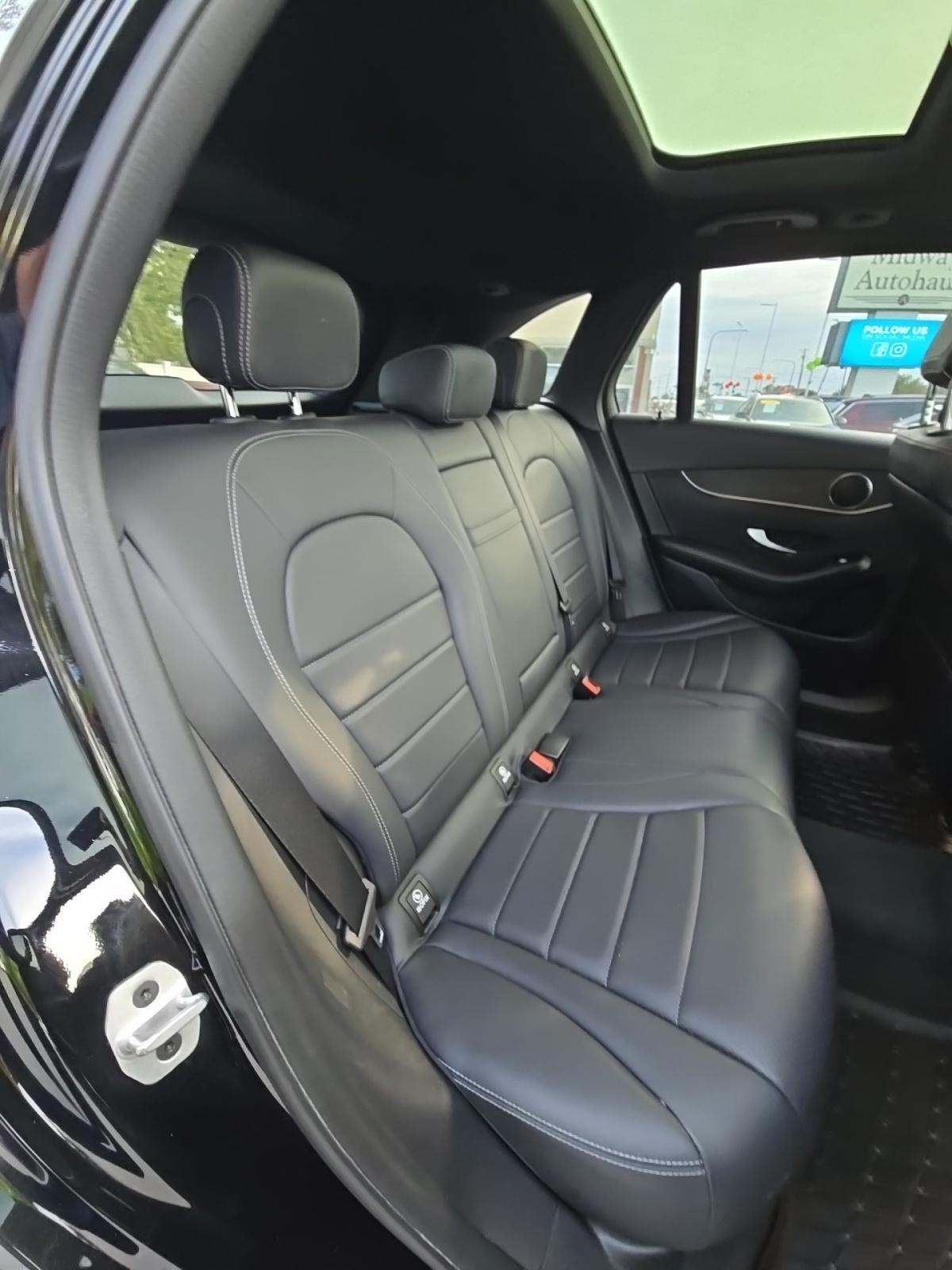 2022 Mercedes-Benz GLC GLC 300 AWD