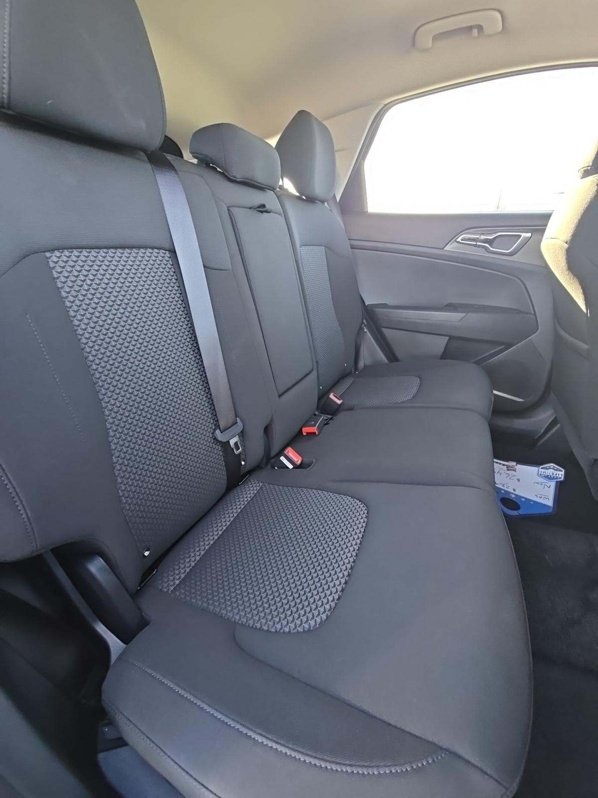 2025 Kia Sportage LX AWD