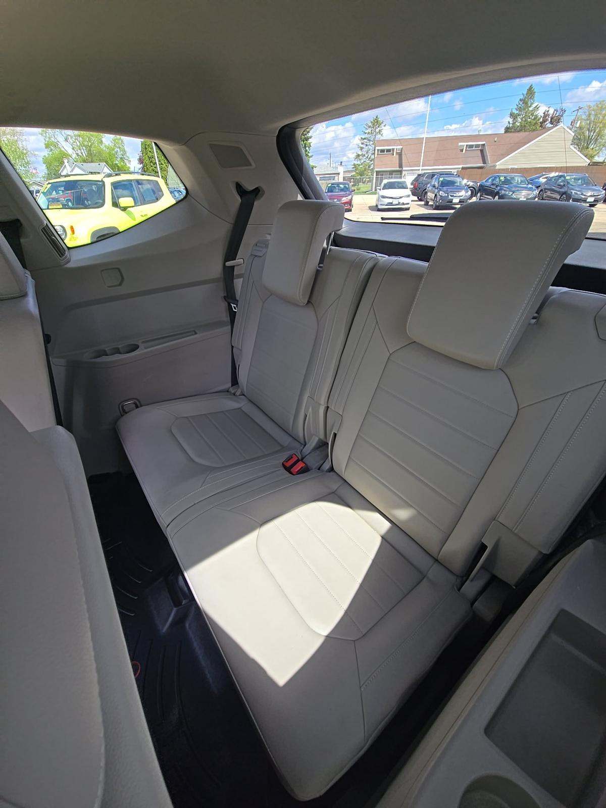 2021 Volkswagen Atlas 3.6L SEL Premium R-Line AWD