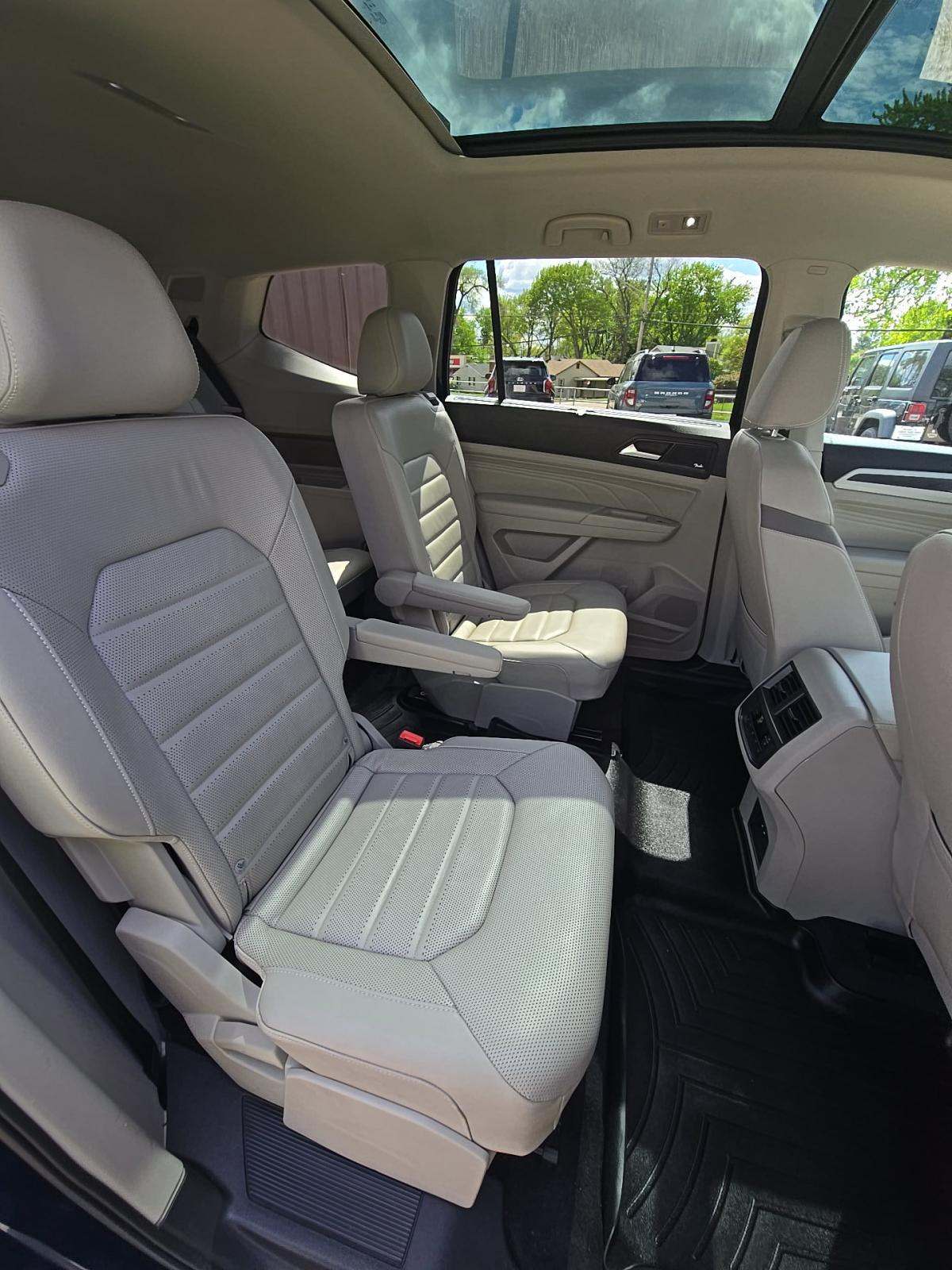 2021 Volkswagen Atlas 3.6L SEL Premium R-Line AWD
